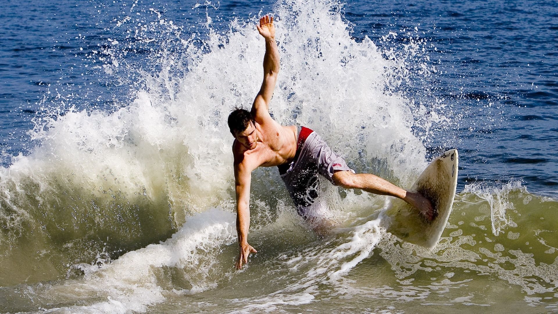 “中超赛季展望：新规则带来新变化”，中超新赛季规则争冠和降级